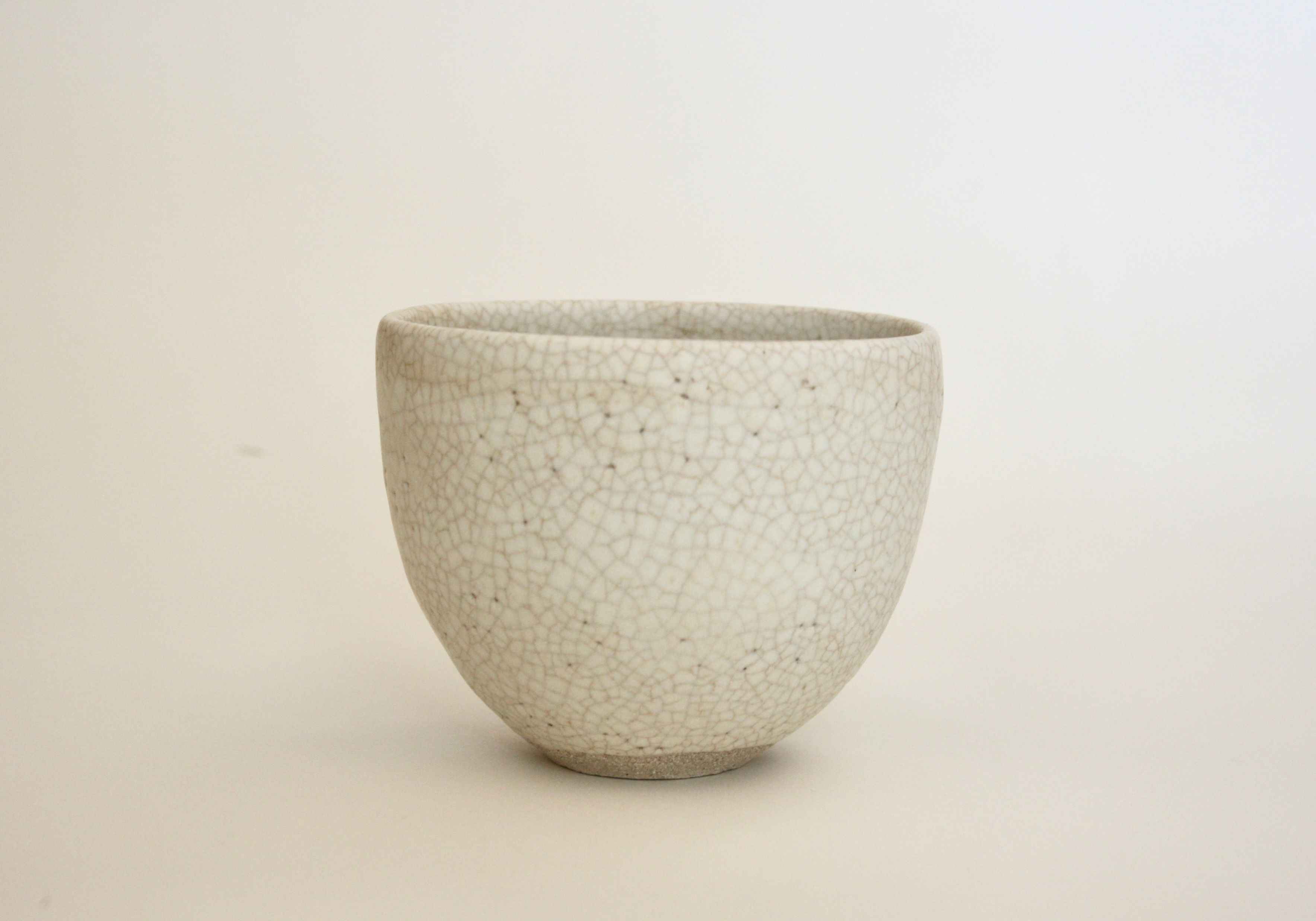 Ceramic white round  bowl