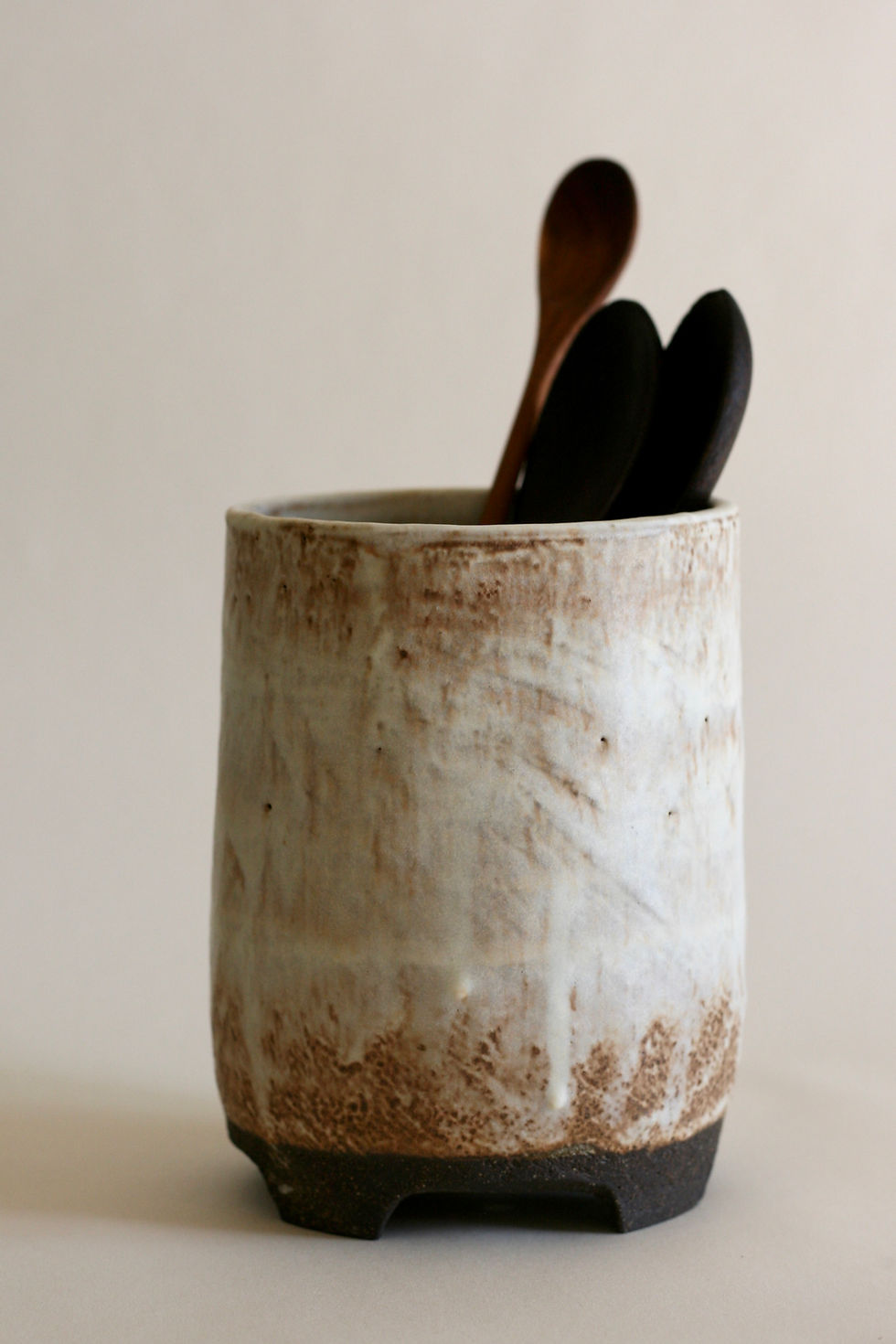 Thumbnail: Ceramic Cream Utensil Holder | Toothbrush Holder