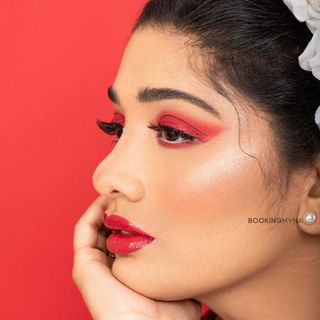 bookingmyna high fashion makeup look of a woman