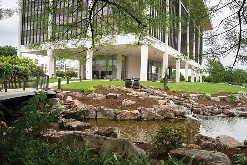 An outdoor water feature designed by Knob Hill Landscape Company of Illinois. 