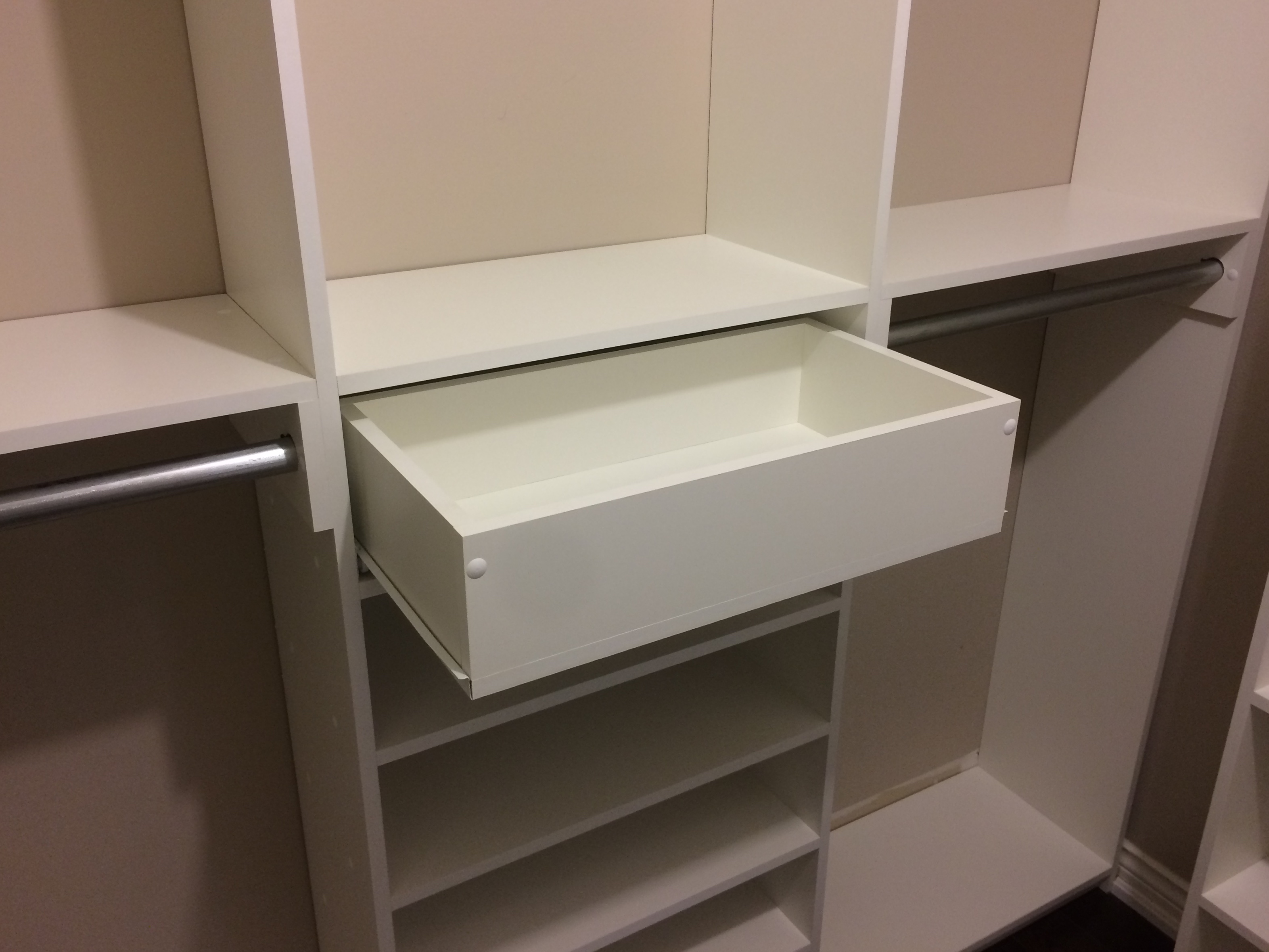 Affordable Custom CLOSETS in Burlington, Milton & Oakville