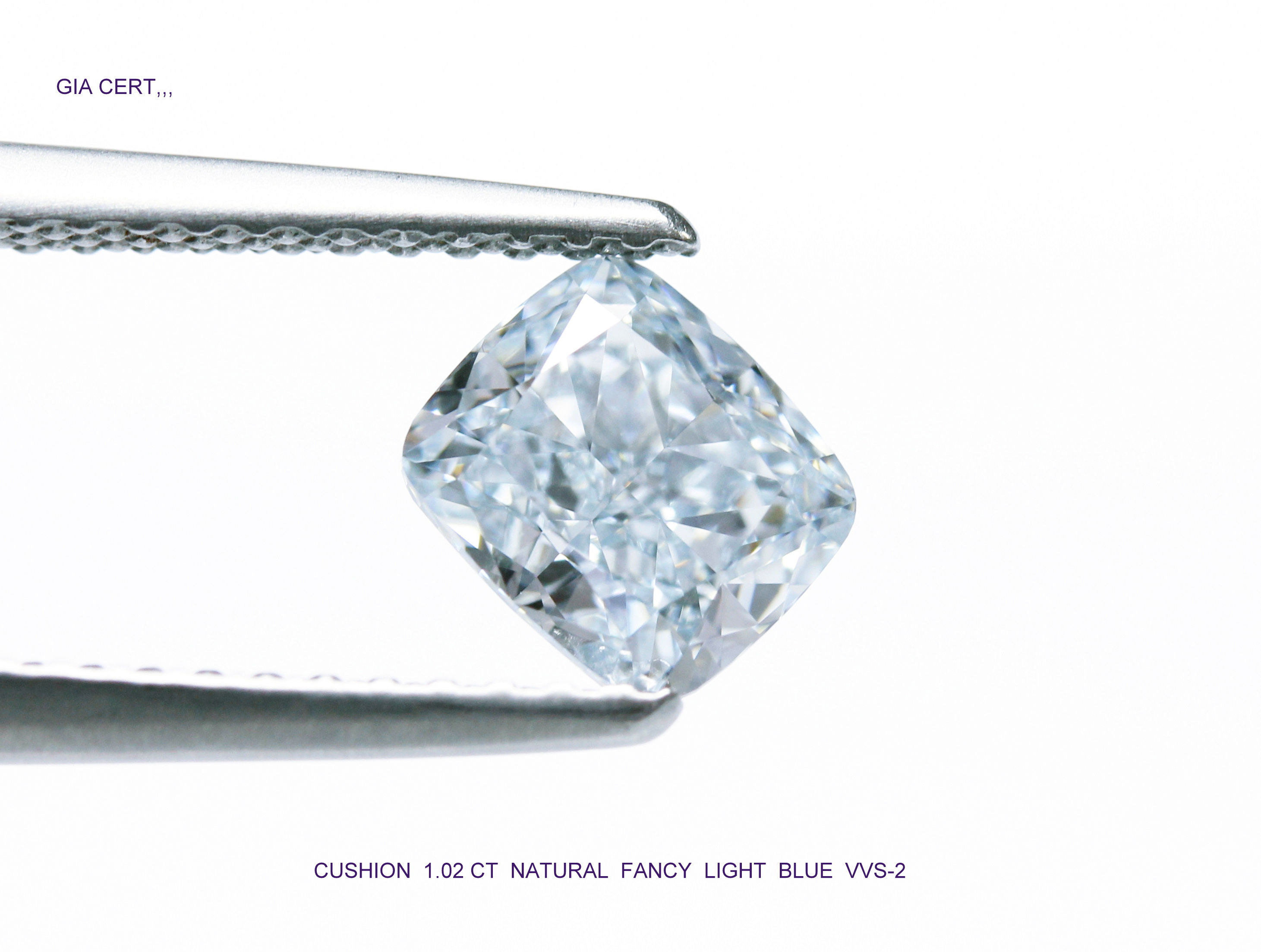 BLUE DIAMOND 1.02 CARAT FANCY LIGHT BLUE VVS-2-GIA
