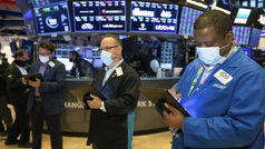 Le Nasdaq chute pour la deuxième journée consécutive alors que la technologie peine à nouveau : Mises à jour en direct