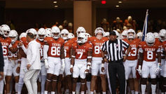 Les Longhorns du Texas revendiquent la première place dans le classement pré-saison des 25 meilleures équipes de football universitaire de l'AP.
