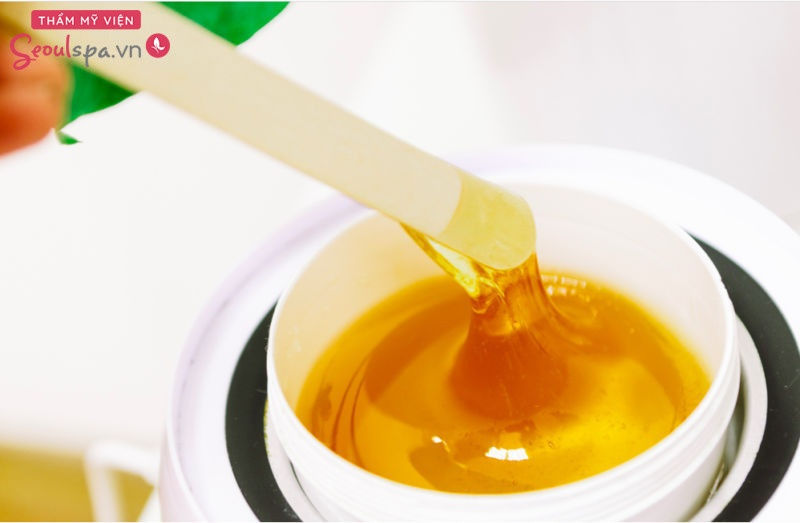 Sáp waxing nóng có nhiều màu sắc, mùi thơm