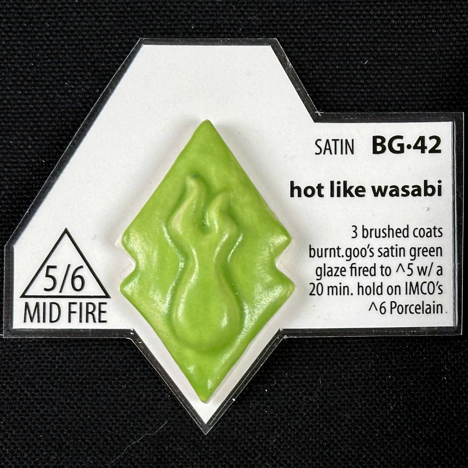 BG-42 hot like wasabi by burnt.goo Cone 5/6 Satin Glaze