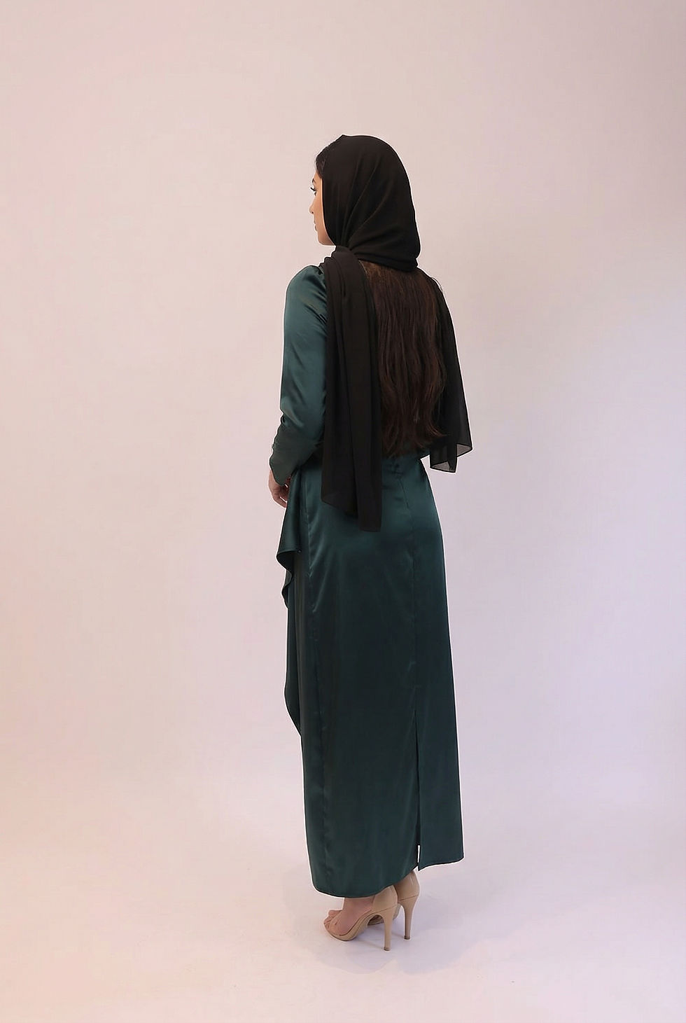 Thumbnail: Elegant Red Satin Hijab Dress with Draped Waist – Shahd Couture