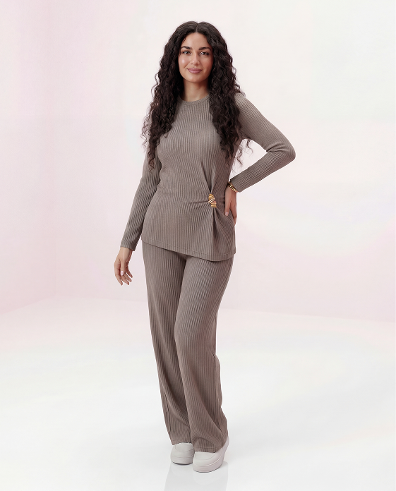 Thumbnail: Golden Set – Ribbed Two Piece with Gold Detail