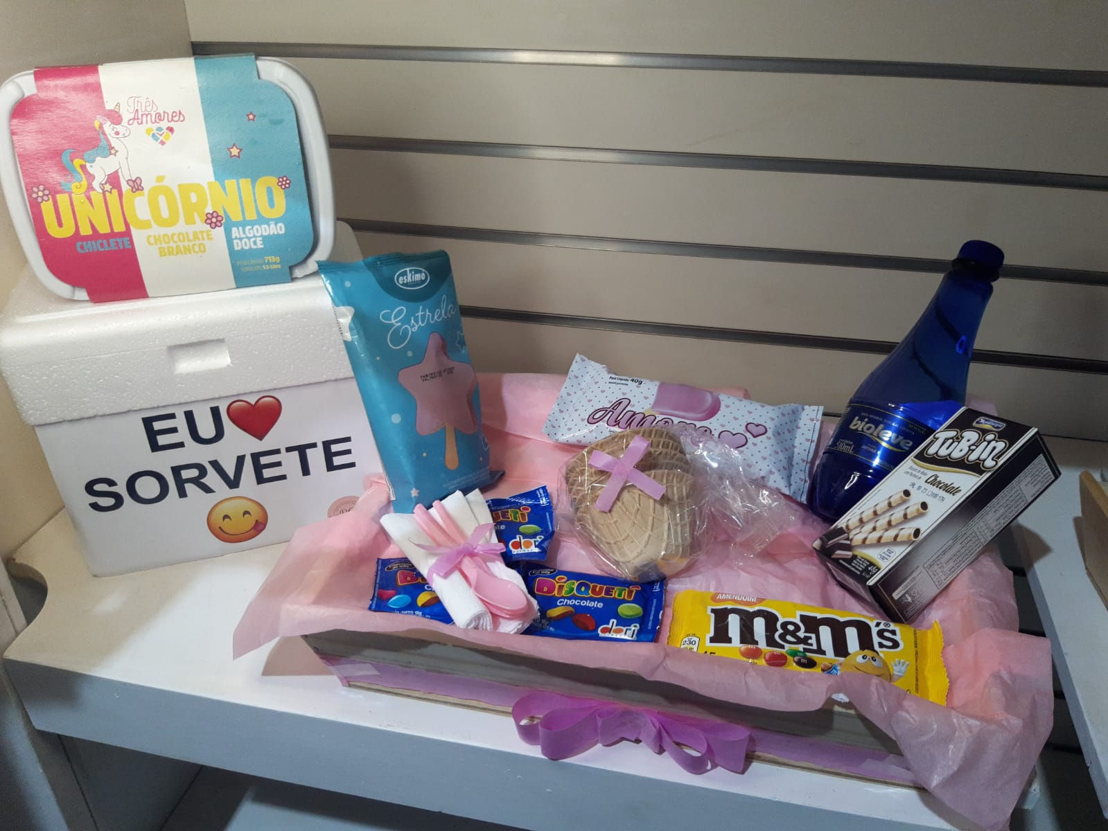 Cesta " Eu amo Sorvete" Unicórnio