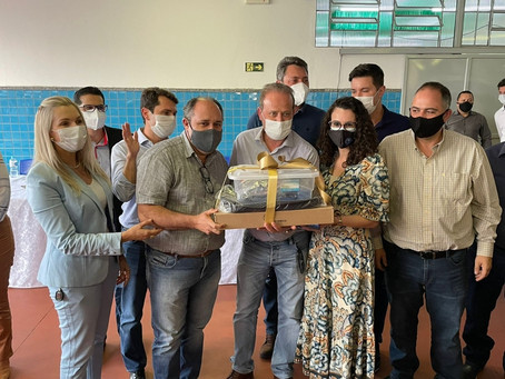 Colégios do Vale do Ivaí recebem kits de robótica