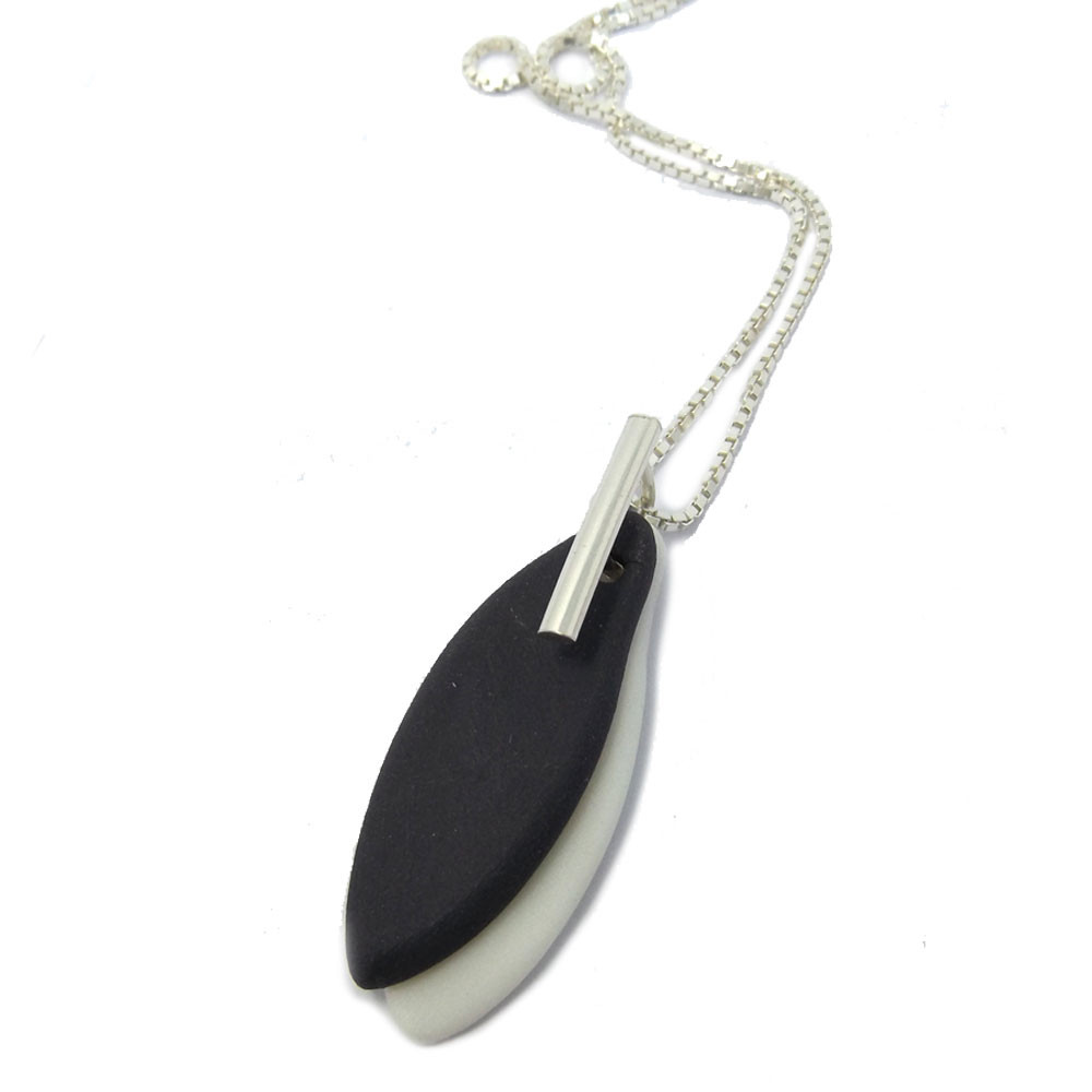 Black & White Porcelain Pendant – Komorebi Collection