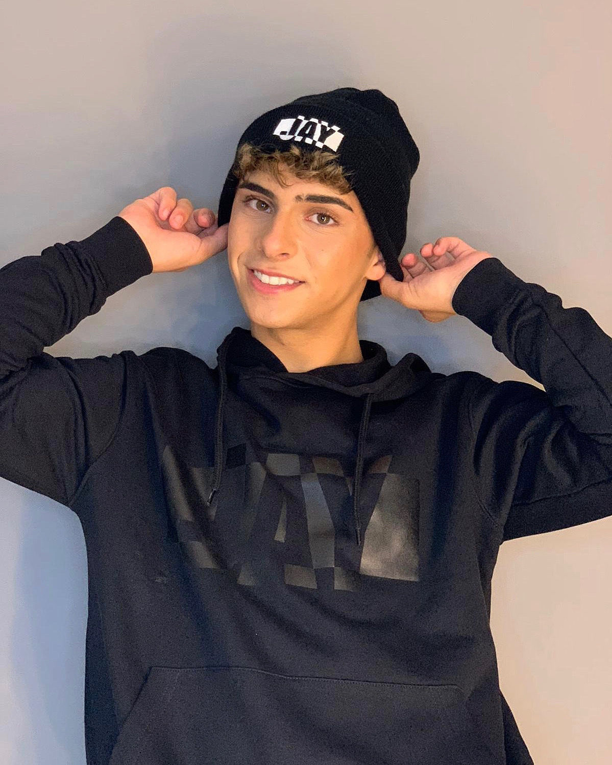 Split Logo Beanie Black