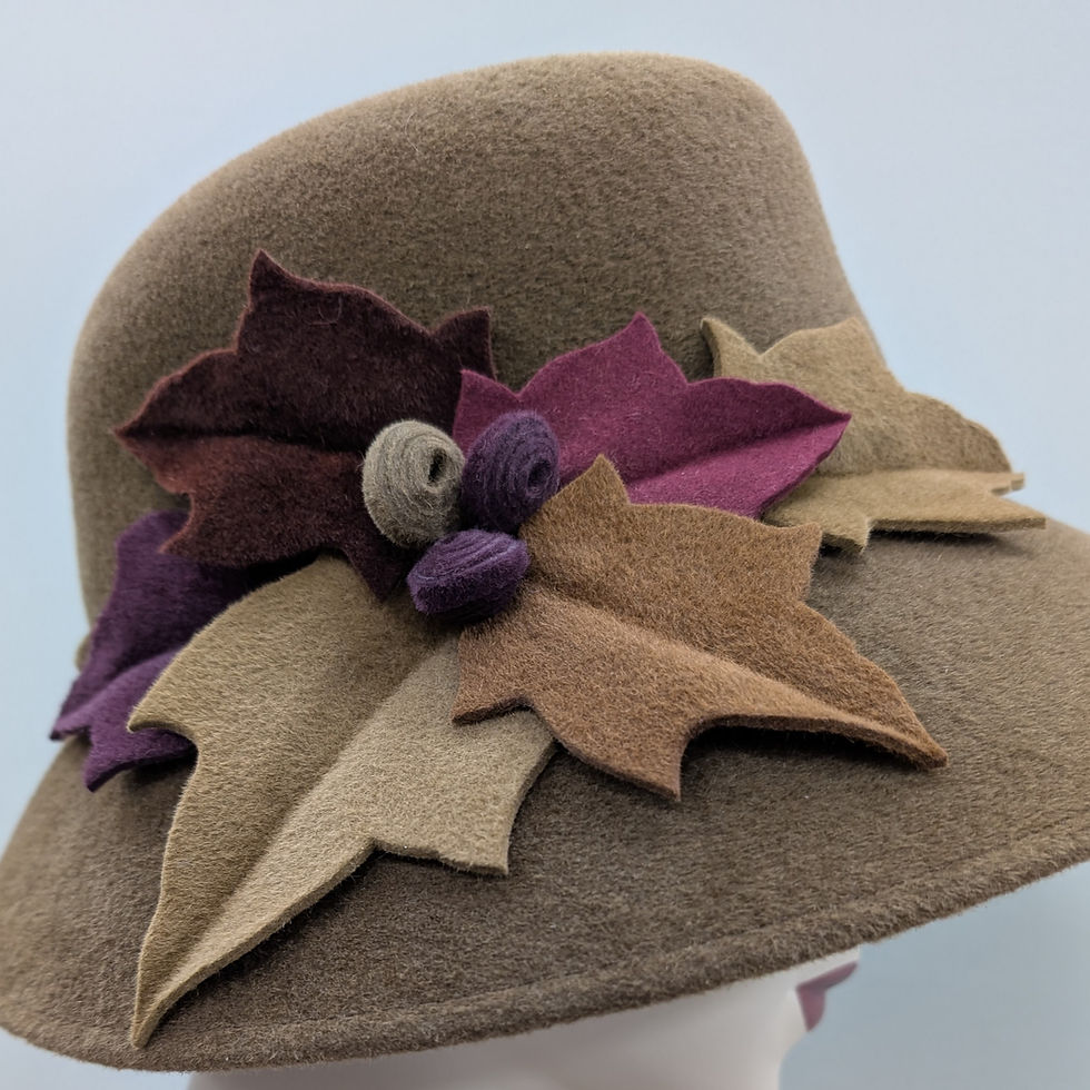 Thumbnail: Fallen Leaf Slouch