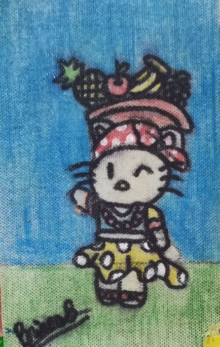 "HELLO KITTY FRUIT"