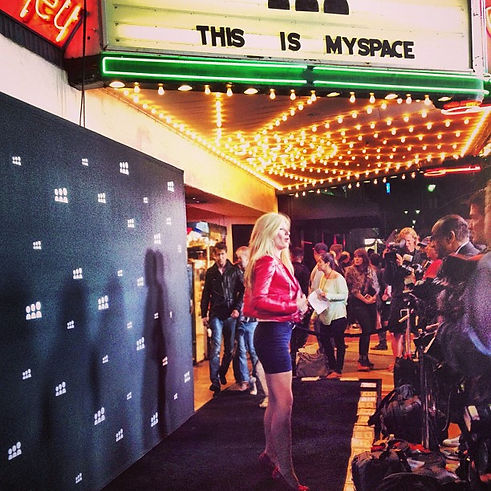 Instagram - Red carpet moments ;)_edited.jpg