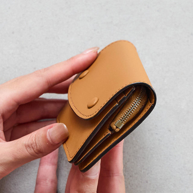 サムネイル： 折財布 日本製 ミニ財布 コンパクト 革 SOPO SO59