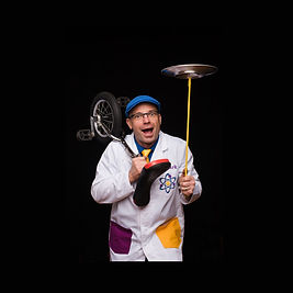 Dr Quark doing scientific circus experiments