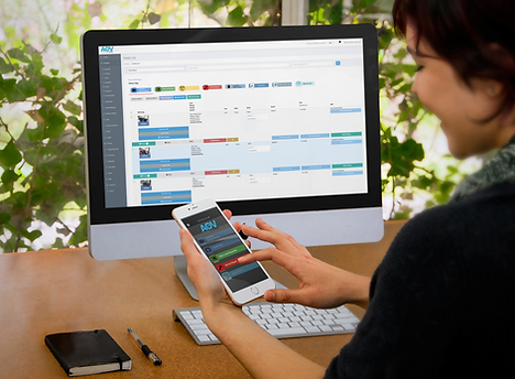 girl-using-iphone-6-and-imac-at-office.p