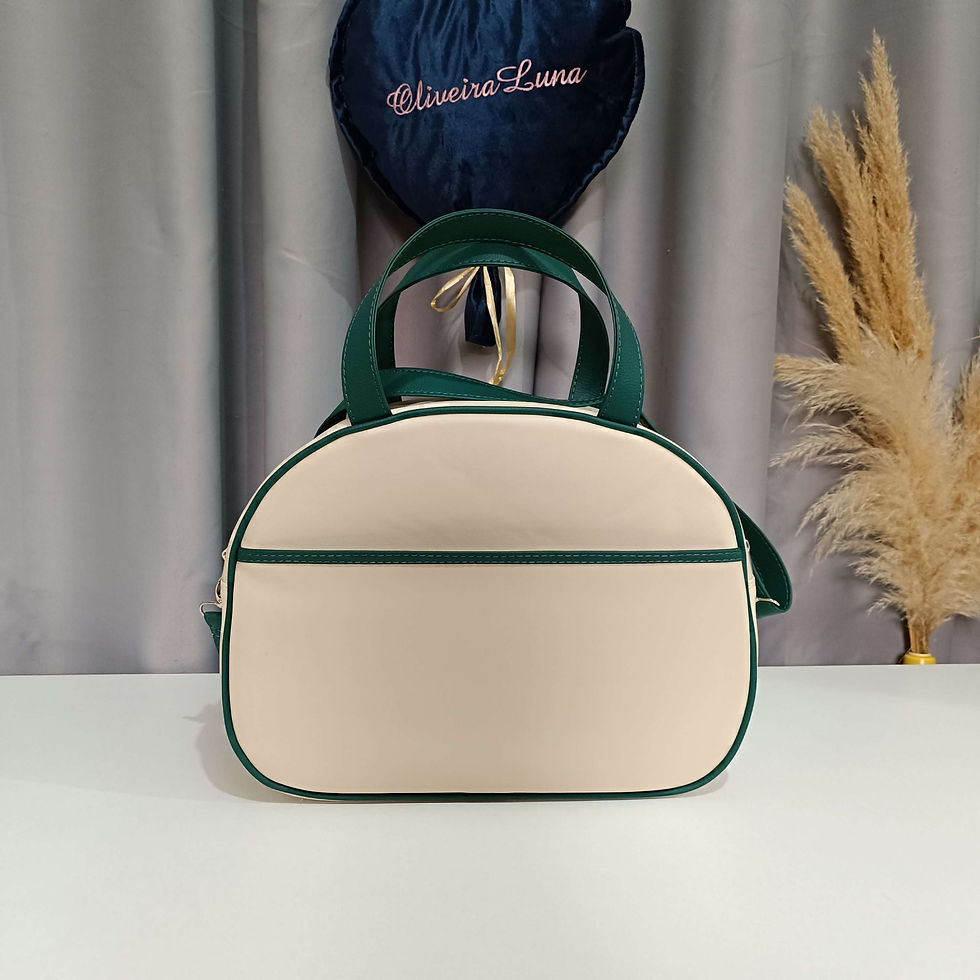 Miniatura: Kit mala maternidade, bege e verde escuro, tema safari personalizado com nome.