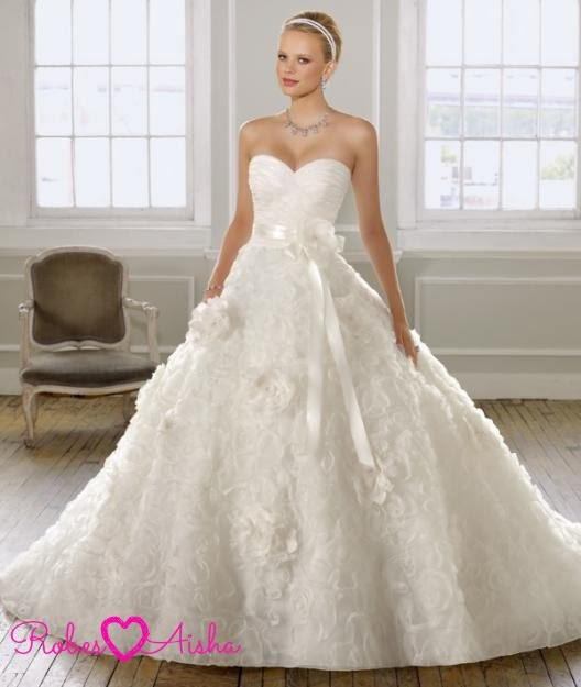 VESTIDO PRINCESA CUELLO REDONDO