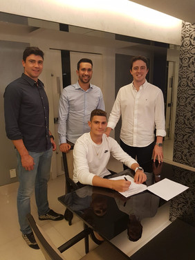 Victor Wehbi renova com a SportsMaxi