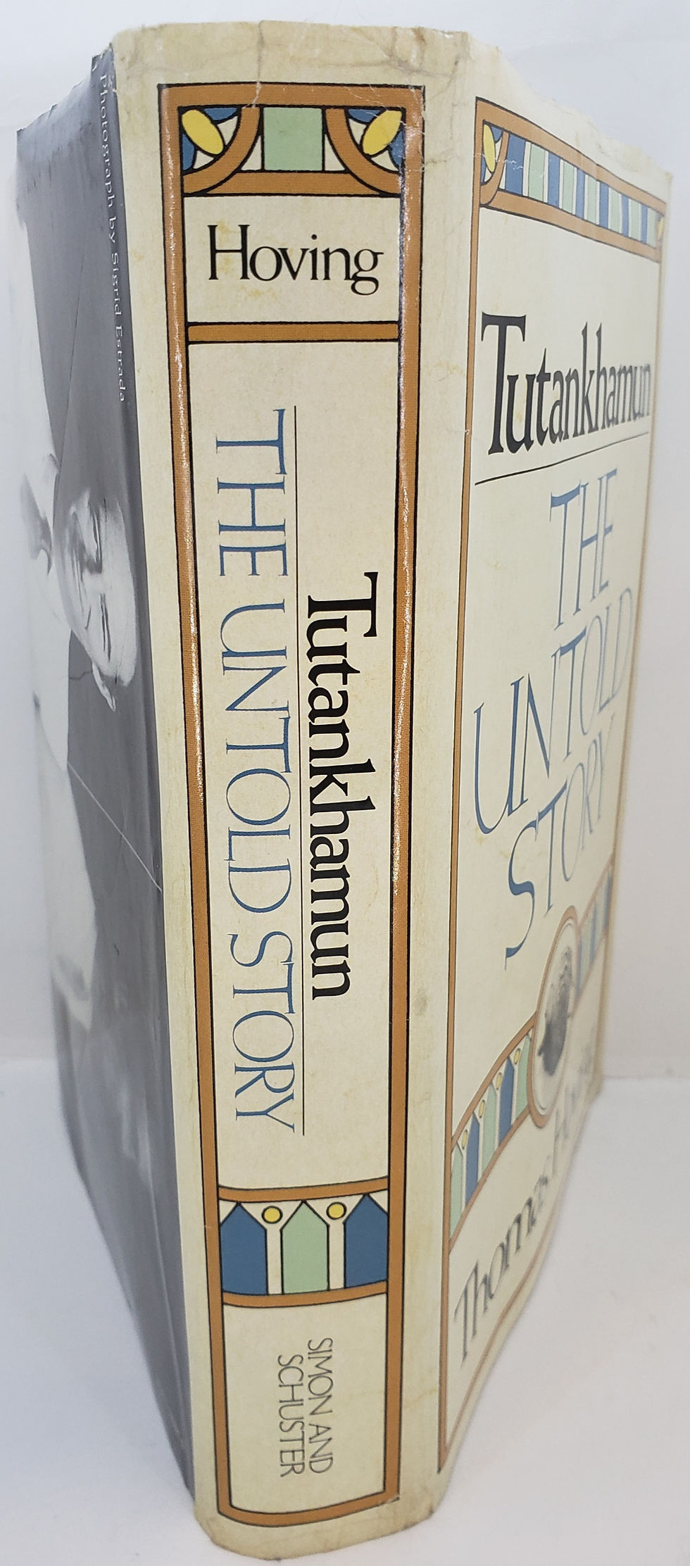 Thumbnail: Tutankhamun, The Untold Story by Thomas Hoving