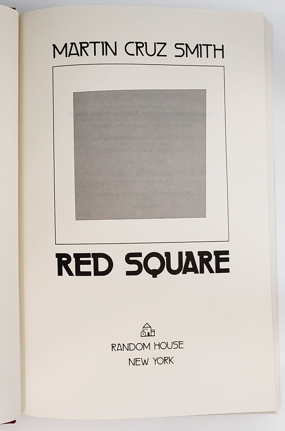 Thumbnail: RED SQUARE by Martin Cruz Smith