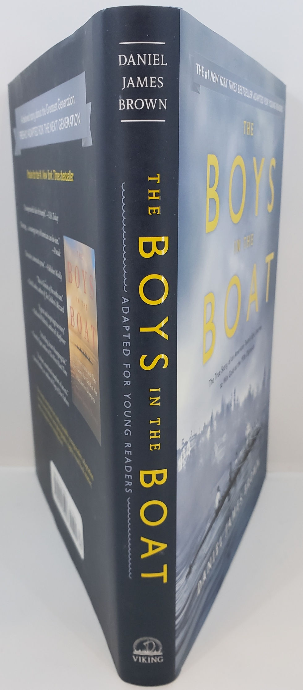 THE BOYS IN THE BOAT ... 1936 Olympics by Daniel James Brown