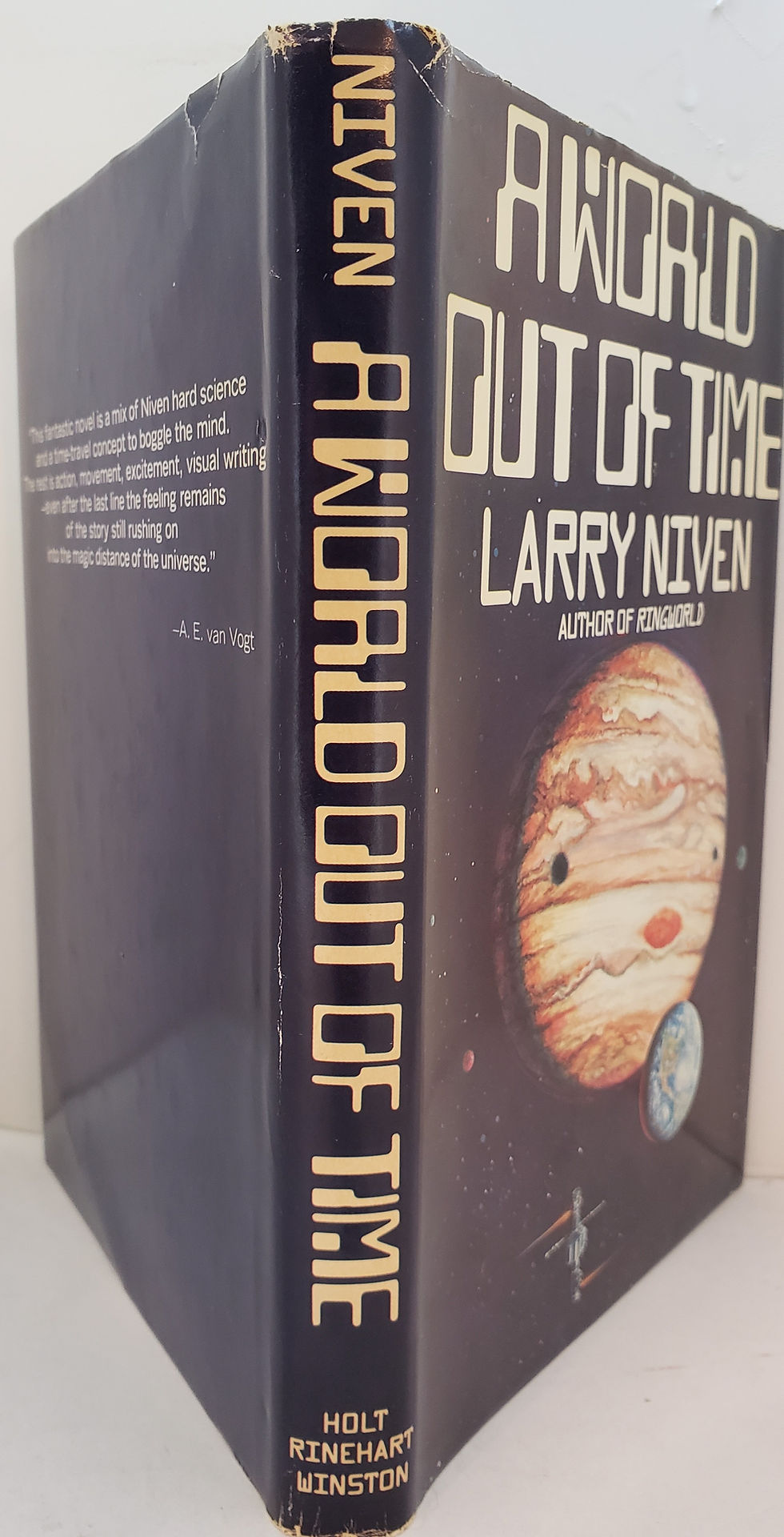 Thumbnail: A World Out of Time, a novel by Larry Niven