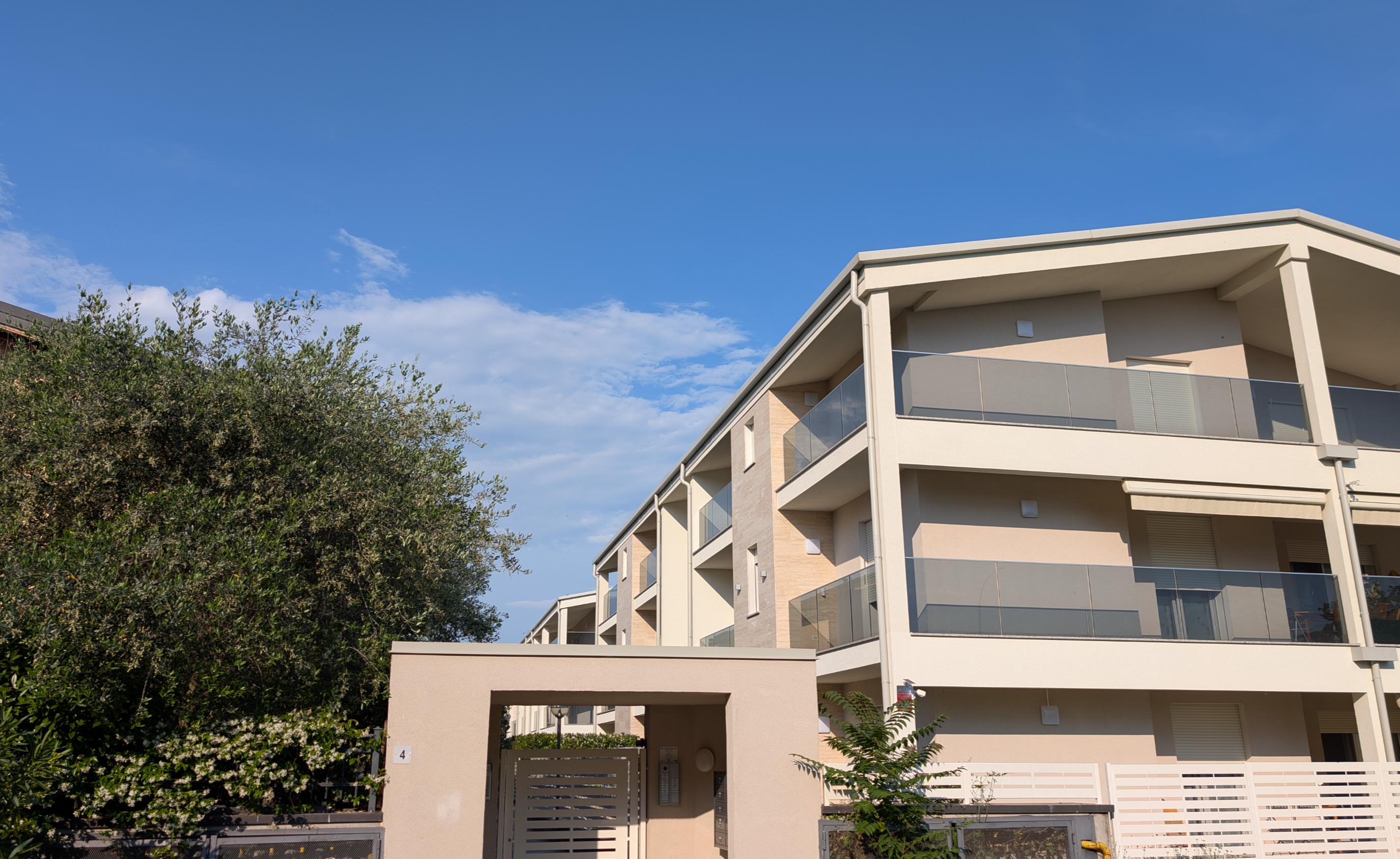 Apartments for sale Cassina de Pecchi Sant'Agata Rose Bianche