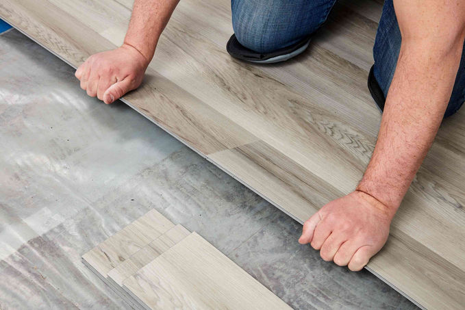 plank-vinyl-for-self-install-floor-covering-1821633-481f81f35cee46f19ff4df2fe0b0caf1.jpeg