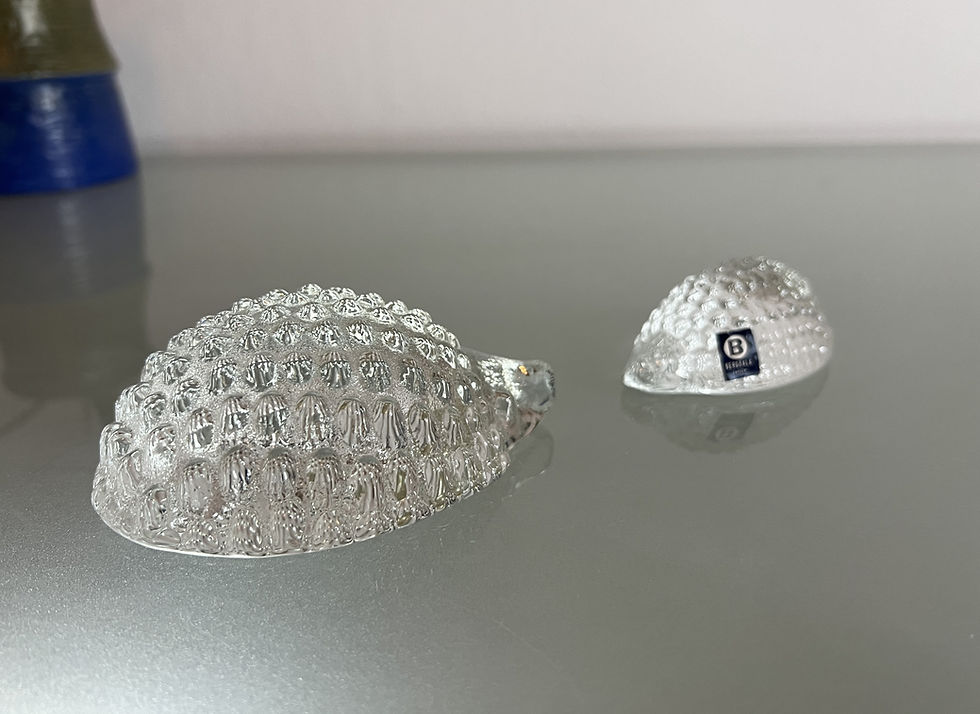 サムネイル： Bergdala Sweden Hedgehog Glass Figurine Big and Small