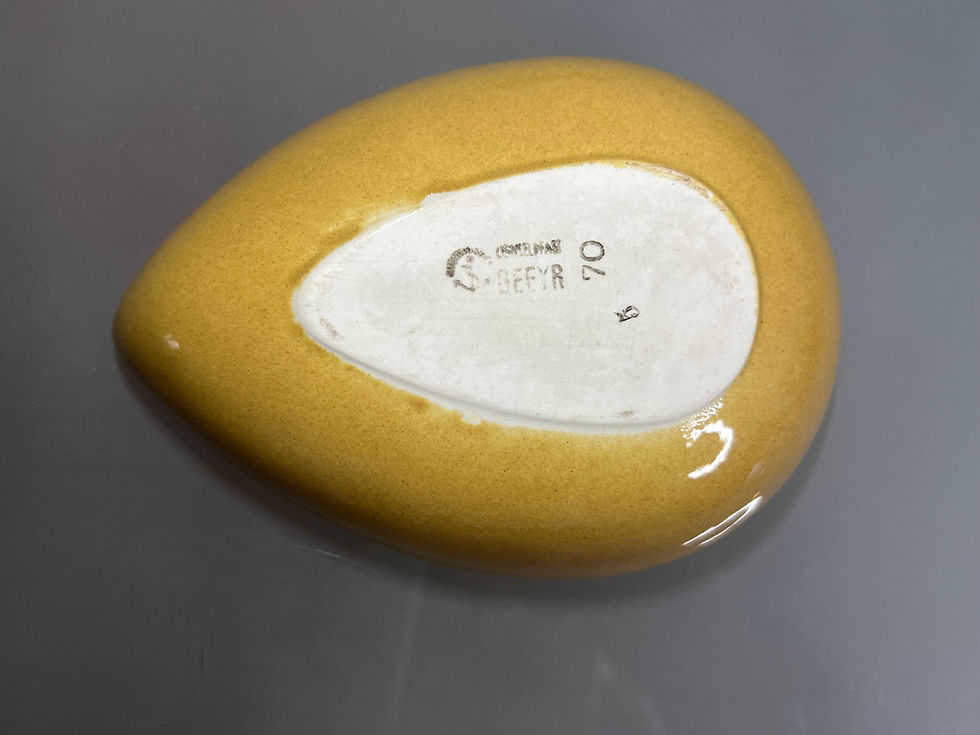Thumbnail: Gustavsberg Gefyr (Brown) Serving Plate / Oven Bowl by Stig Lindberg