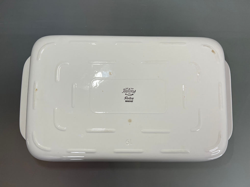 Thumbnail: Rörstrand Polka Oven Tray by Marianne Westman