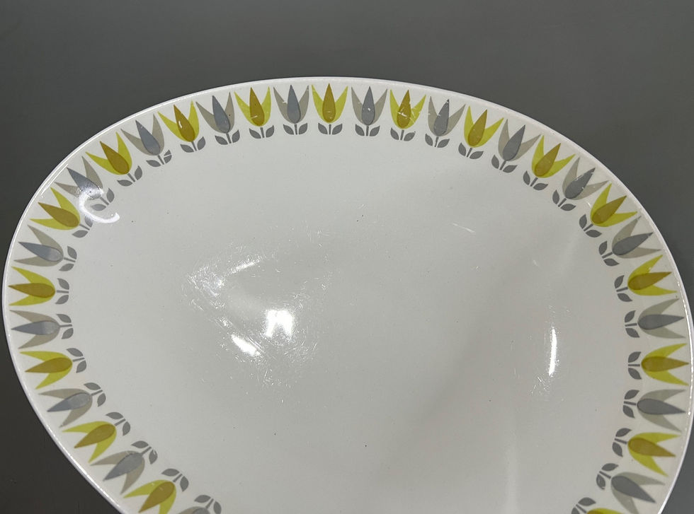 縮圖：Gustavsberg Lotus Gul Oval (Egg shape) Serving Bowl by Stig Lindberg