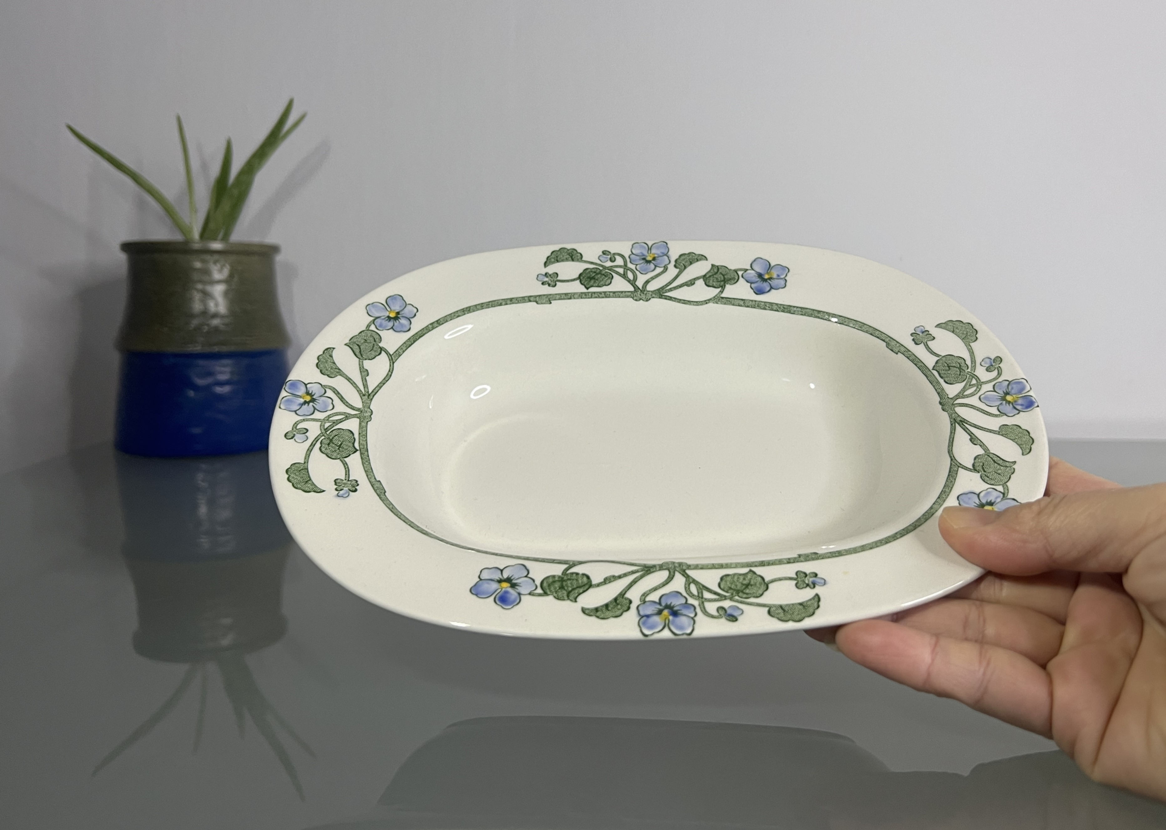 Gustavsberg Viol Oval Serving Plate/Bowl (Small) by Gunnar Wennerberg