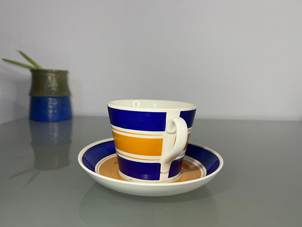 Thumbnail: Gefle Rondo  Tea Cup Set by Arthur Percy