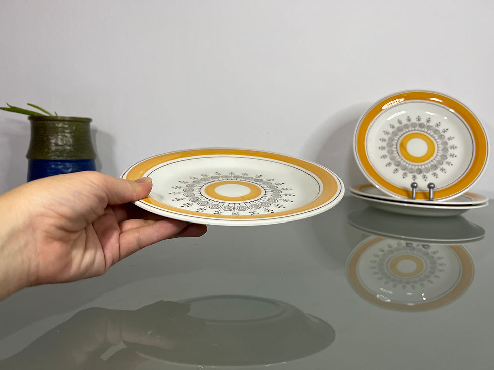 サムネイル： Gefle Femett Salad Plate by Berit Ternell