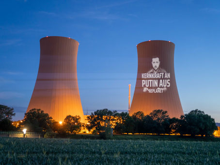 WePlanet takes action! Watch our Switch Off Putin projections on Grohnde nuclear power plant
