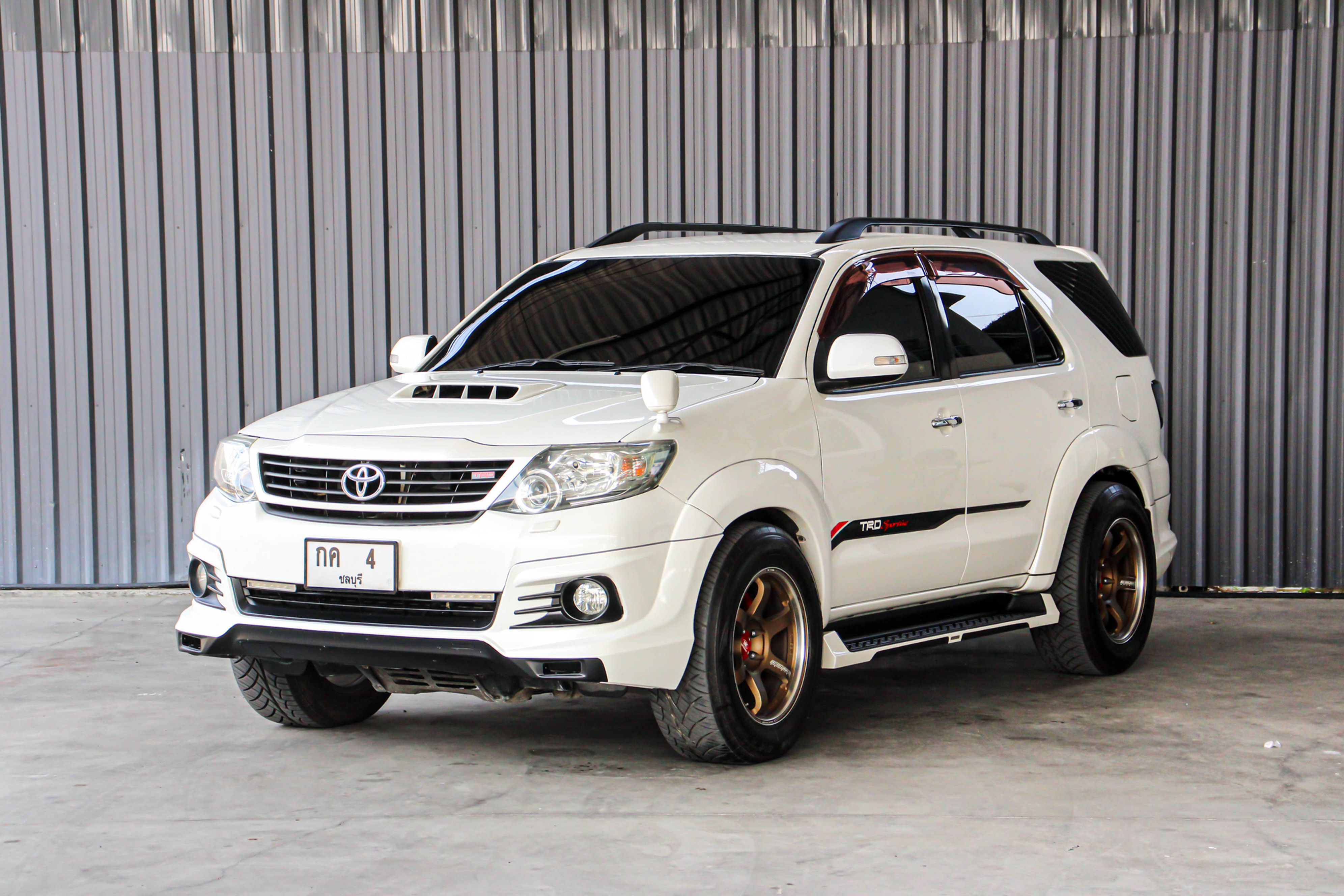 TOYOTA FORTUNER 3.0 TRD SPORTIVO 4WD A/T 2012 WHITE กค-4