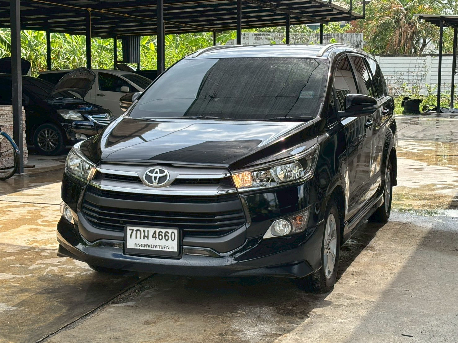 TOYOTA INNOVA CRYSTA 2.8 G A/T 2018 BLACK 7กม-4660