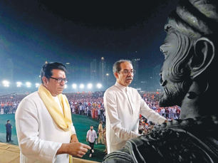 Raj steals thunder; Uddhav repeats taunts