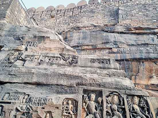 Lords of Kalinjar: The Chandellas and the Struggle for Central India