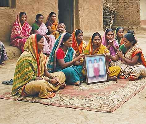 Snake bite kills three minor girls