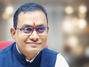 Fall of Latur’s ‘M Sir’