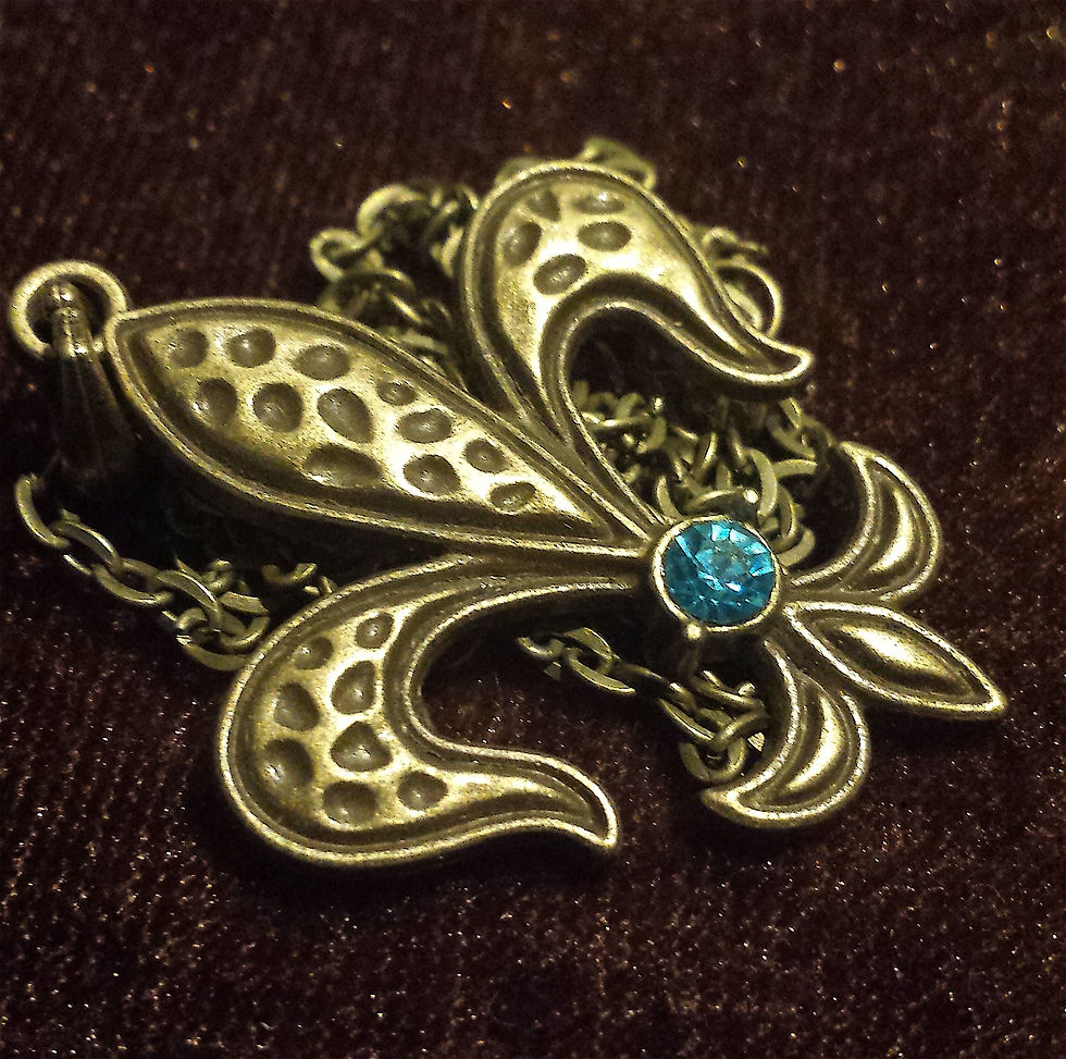 Thumbnail: Antique Bronze Fleur de Lis Charms