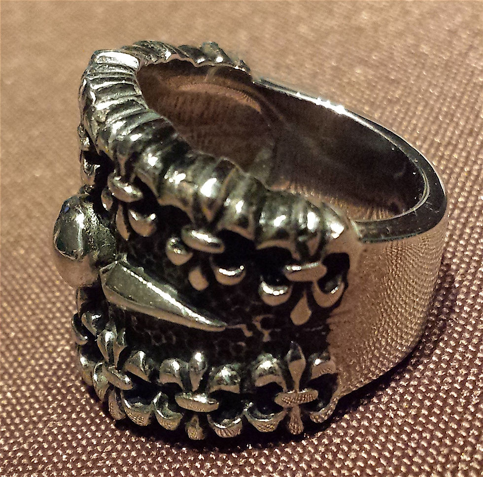 Thumbnail: Exaggerated Ornamented Fleur de Lis Ring