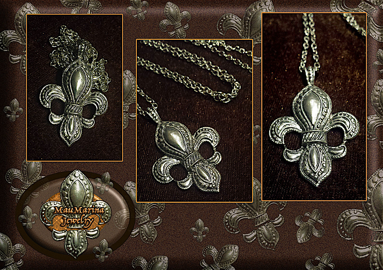 Silver Plated Fleur de Lis Charm