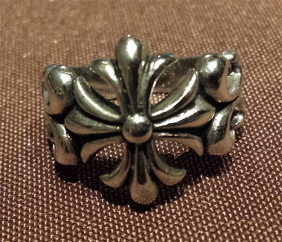 Thumbnail: Lis Cross Ring