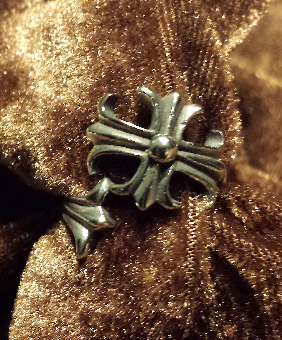 Thumbnail: Lis Cross Ring